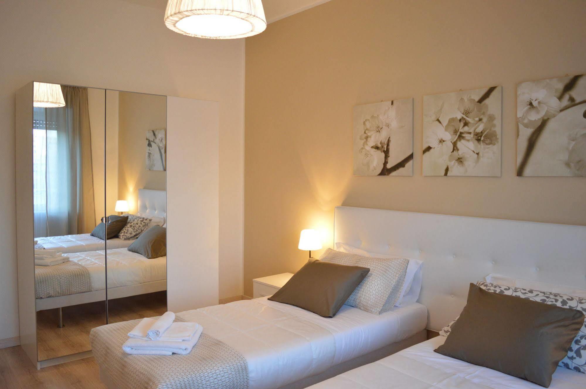 Domus Italiana Hotel Rome Buitenkant foto